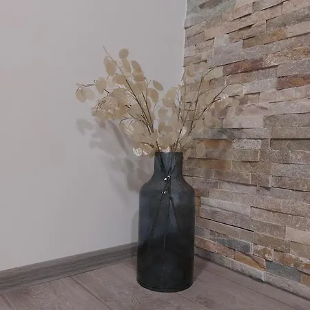 Milena - Dva Garazna Parking Mjesta Pale