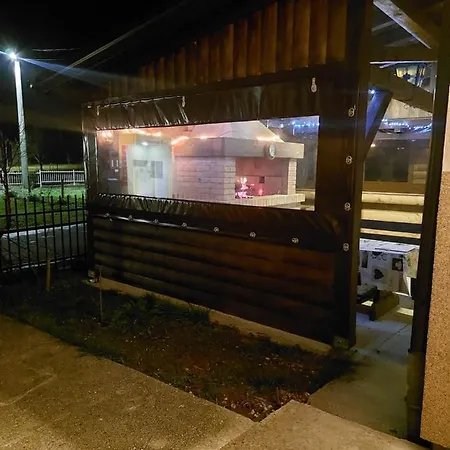 Milena - Dva Garazna Parking Mjesta Pale